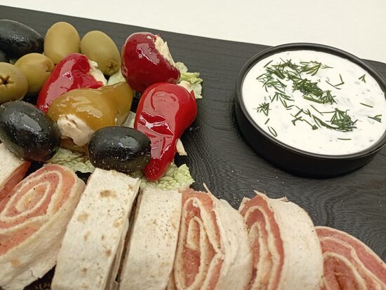 Paplāte ar trauciņu