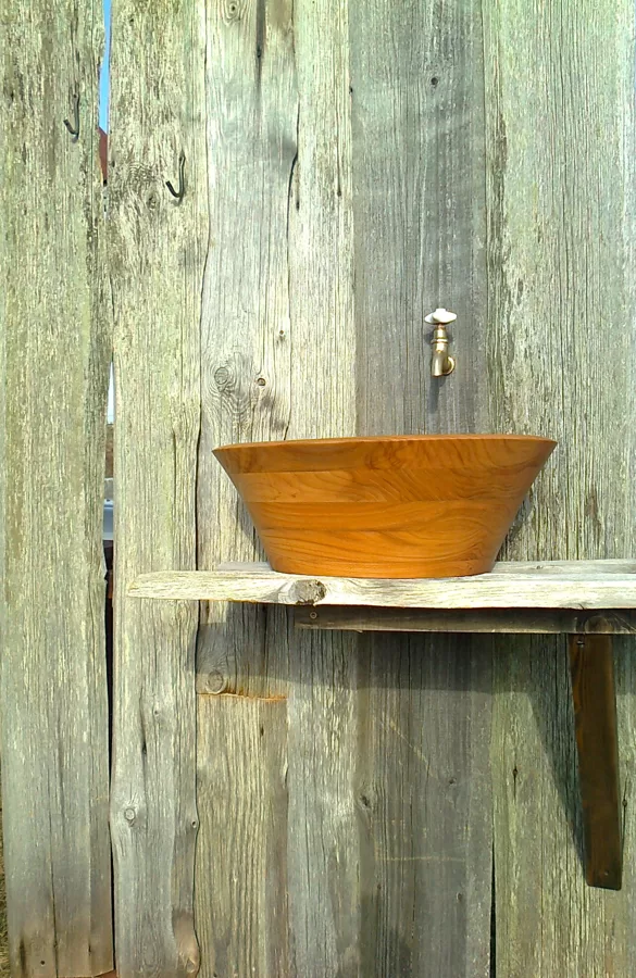 Elm wooden sink